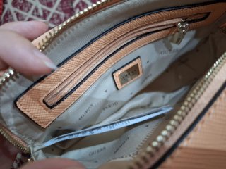Bolso Guess Naranja Cadena Dorada