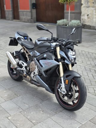 BMW S1000R 2022 Naked 165cv