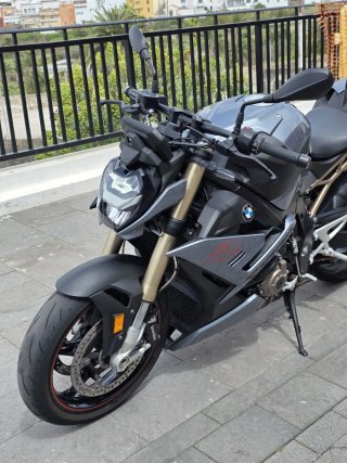 BMW S1000R 2022 Naked 165cv