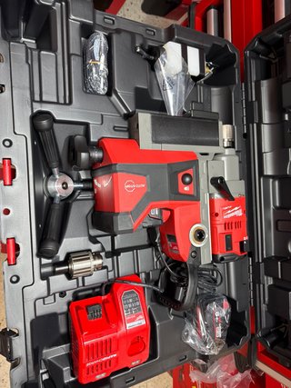 Taladro Magnético Milwaukee M18 FUEL