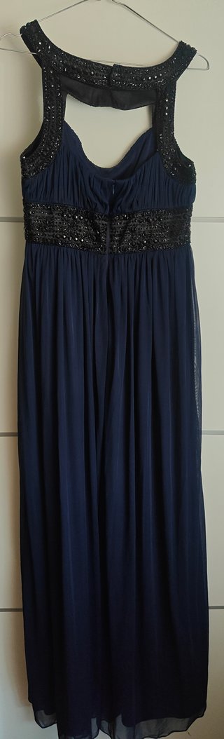 Vestido azul marino con pedrería