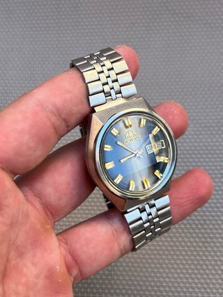 Reloj Orient Automático Dorado Cristal Facetado