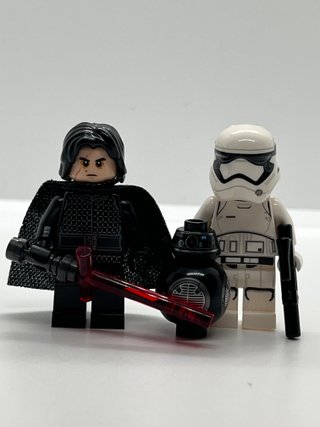 LEGO Star Wars Set 75179 Kylo Ren TIE Fighter