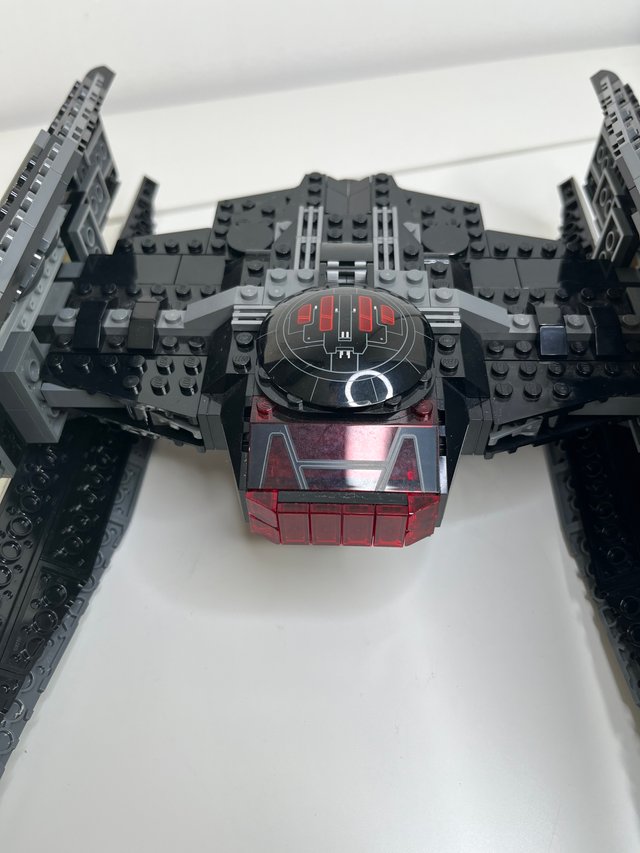 LEGO Star Wars Set 75179 Kylo Ren TIE Fighter