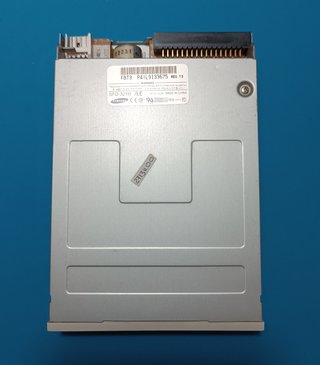 Disquetera Samsung SFD-321B /LE (Ideal Amiga y Ret