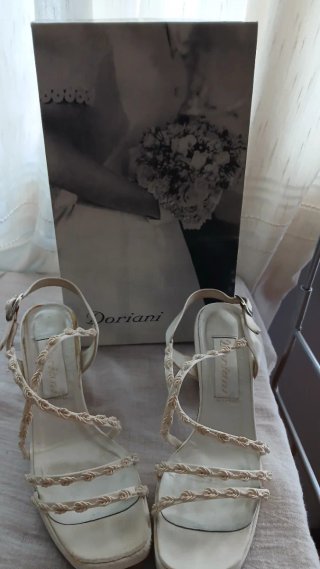 Zapatos de boda Doriani blanco roto