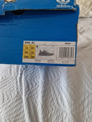 Adidas NMD R1 Gris y Verde