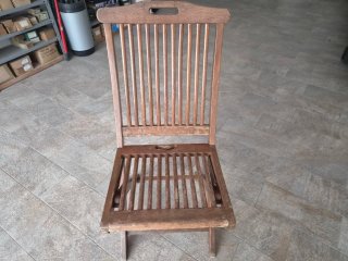 Set Tavolino e 2 Sedie da Giardino in Legno