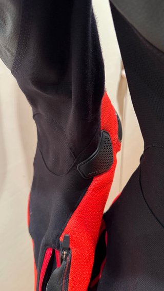 Mono Revit Quantum 3 Rojo/Negro Talla 46