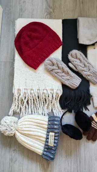Conjunto Invierno: Gorros, Bufandas y Guantes