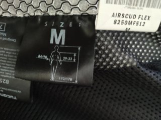 Chaleco Airbag Tucano Urbano Airscud FKEX Negro