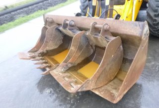 Retroexcavadora JCB 4CX ECO