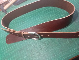 Correa de cuero para guitarra/bajo