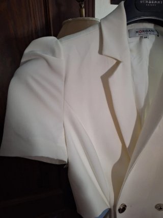 Mono Morgan blanco con falda pantalón
