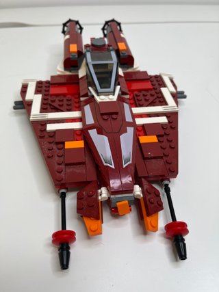 LEGO Star Wars Set 9497 Republic Striker-class