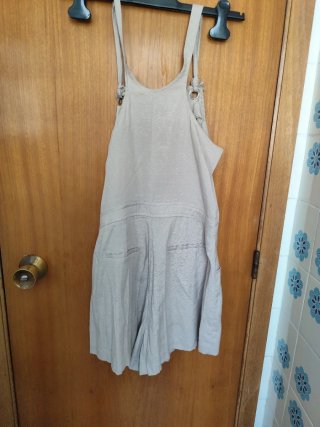 Mono corto GRETU beige , talla 38/40