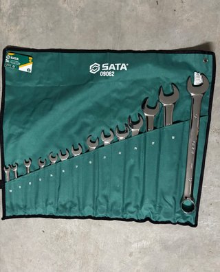 Juego de 14 llaves combinadas métricas - SATA