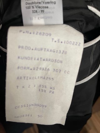 Elegante abrigo Atwardson 85% Cachemira T.50