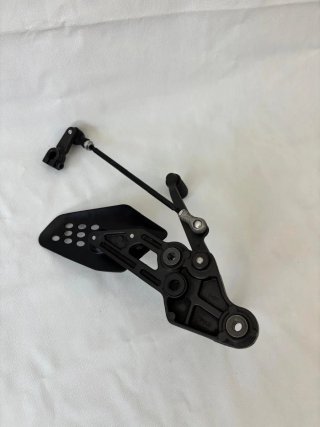 Estribera cambio Yamaha MT07 18-24