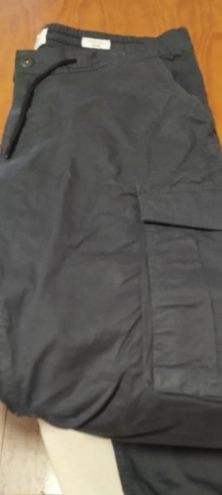 6 Pantalones Cargo y Sobrecamisa Hombre
