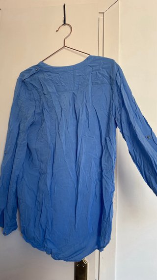 Camiseta Zara manga larga azul