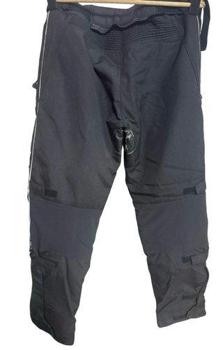 Chaqueta impermeable moto negra