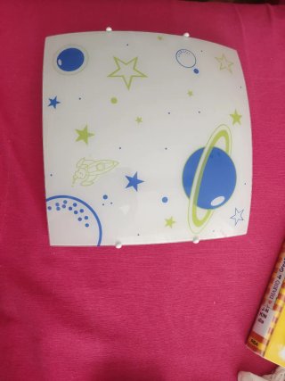 Plafón infantil espacial