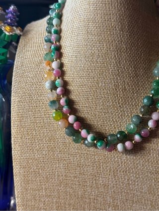 Collana pietre naturali verde e rosa