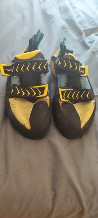 Pies de gato Scarpa vapor talla 43 recién resolado