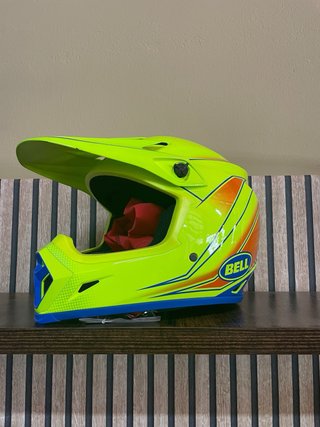 Casco BELL Integral *OFERTA TODOS LOS COLORES*