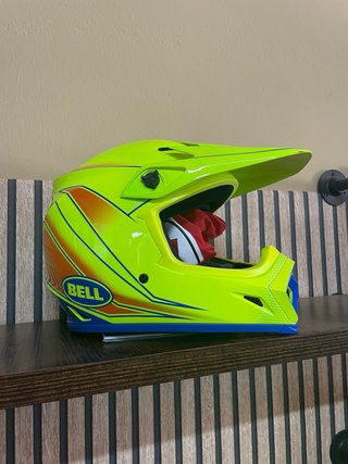Casco BELL Integral *OFERTA TODOS LOS COLORES*