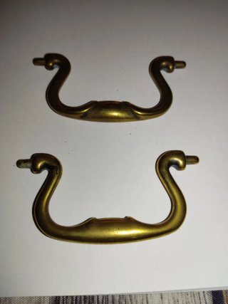 Conjunto de 13 tiradores para muebles