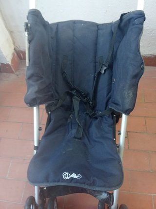 Cochecito de bebé negro
