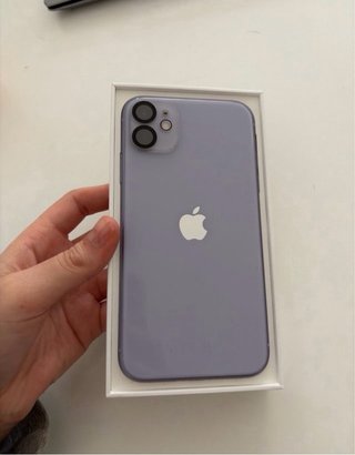 iPhone 11 64GB Morado