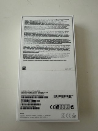 iPhone 11 64GB Morado