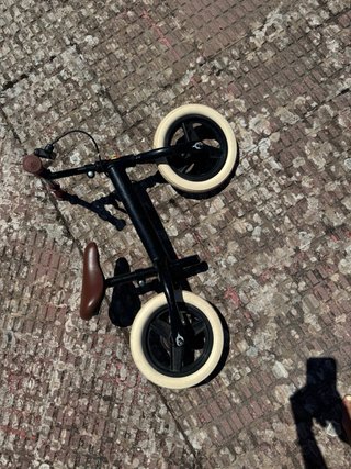 Bicicleta de equilibrio infantil