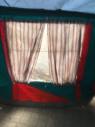 Tienda de campaña carpa naranja y verde