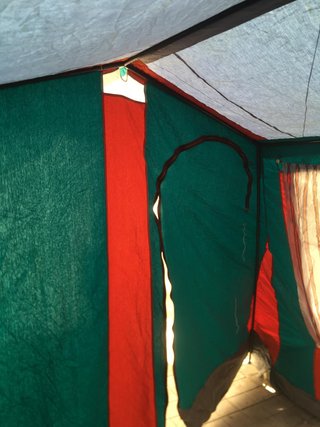 Tienda de campaña carpa naranja y verde