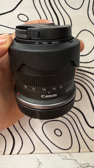 Canon RF-S 10-18mm f/4.5-6.3 IS STM + Parasol y UV
