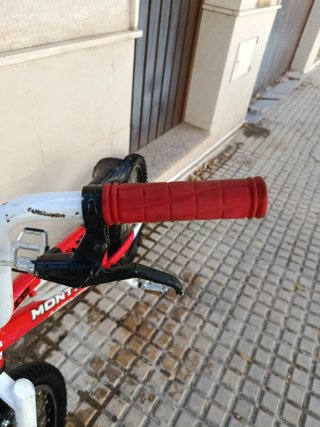 Bicicleta BMX Monty Roja