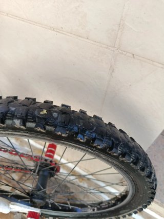 Bicicleta BMX Monty Roja