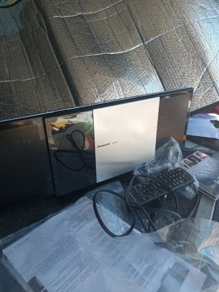 Panasonic Barra de Sonido Negra y Plateada
