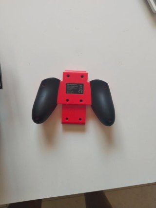 Caja Metálica Mario Odyssey + Mando