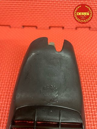 Tapa Cubremotor Derbi Variant Negra (ocasión)