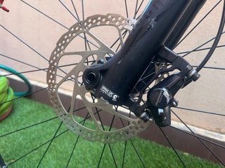 Bicicleta CUBE carbono MTB/BTT