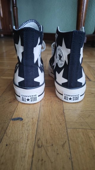Converse negras estrellas
