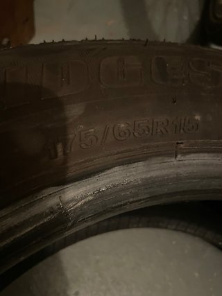 Neumático Bridgestone 175/65 R15 84H