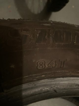 Neumático Bridgestone 175/65 R15 84H