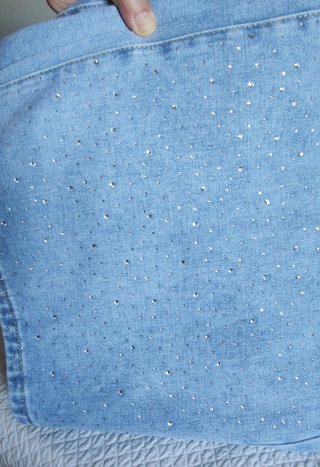 Pantalón vaquero SHEIN con pedrería