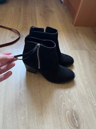 Botines Zara Negros Tacón Cremallera